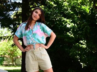 KylieBlackmoon - Live Sex Cam - 21601985