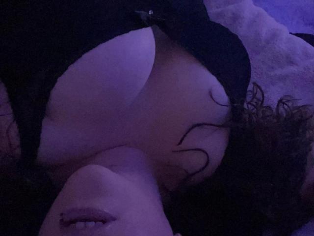 heisse-miley-hot - Sexe cam en vivo - 21613545