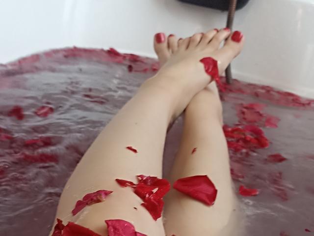 TaniaSanders - Live sex cam - 21623965
