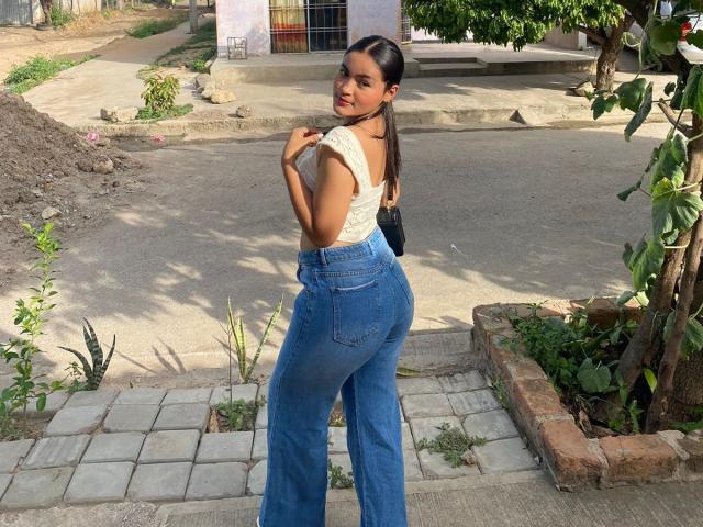 MiiaPalmer - Live sex cam - 21629881