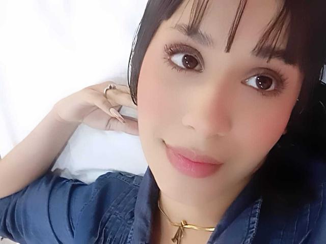 AngieMathews - Live Sex Cam - 21629925