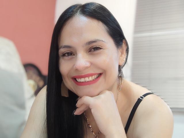 CharlotteCrofort - Live porn &amp; sex cam - 21634089