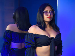 AllissaThomson - Live Sex Cam - 21635313