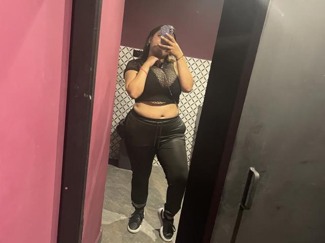 MissSofiia - Live Sex Cam - 21639885