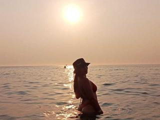 AlissaGrey - Live sex cam - 21650329