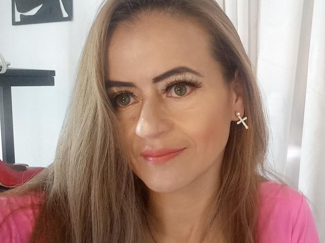 Maghenta - Live sex cam - 21651353