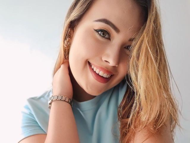ZoeTobon - Live sex cam - 21652093