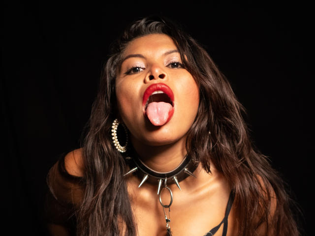 MarceBetancur - Live sex cam - 21655829