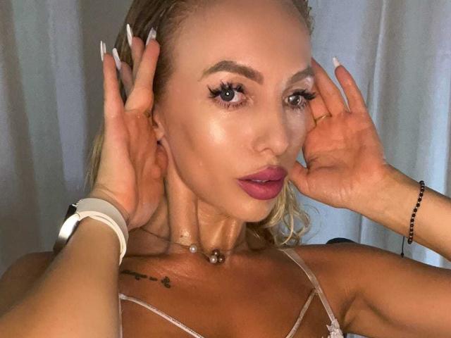 LoreenBlanc - Live sex cam - 21662481