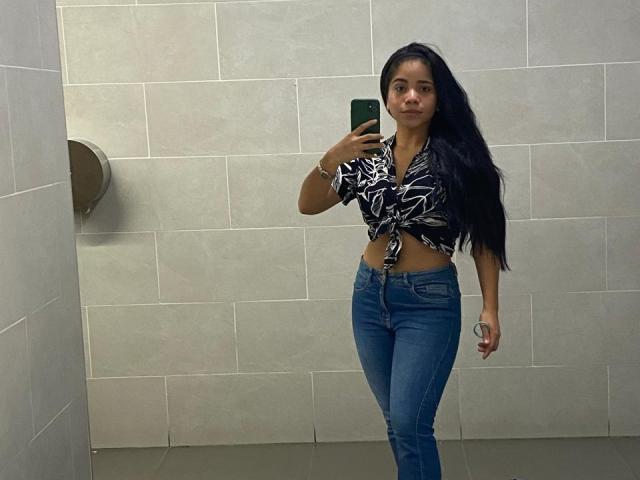 SaraSweetx - Live sexe cam - 21668501