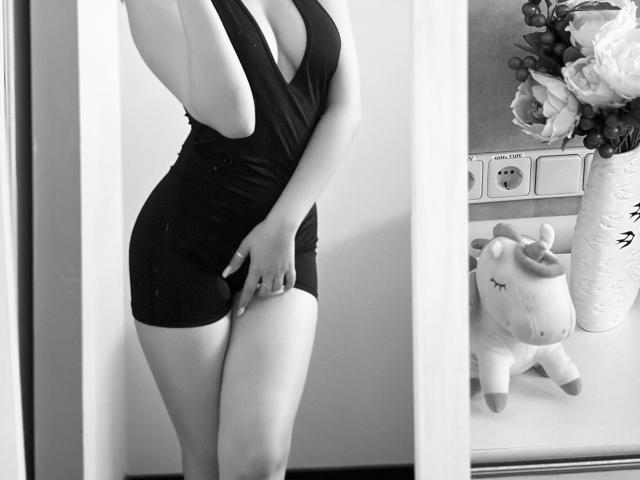 SugarrX - Live sex cam - 21671641