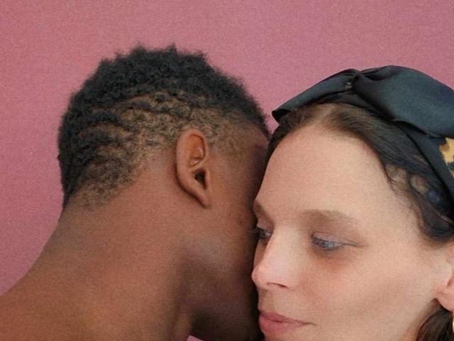 HotCouplez - Live porn &amp; sex cam - 21673429