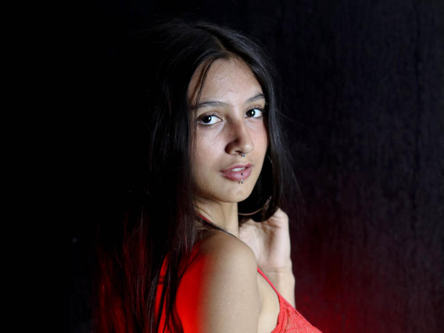 Kirstty - Live sex cam - 21673937