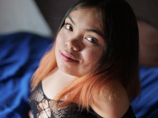 MichelleBrooks - Live sex cam - 21686141