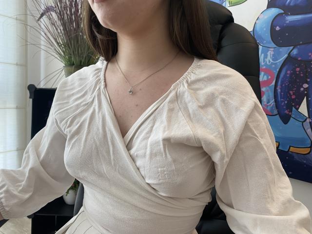 Tandira - Live sex cam - 21687409