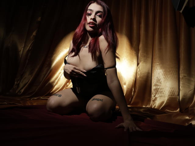 LeahMarie - Live porn &amp; sex cam - 21688029