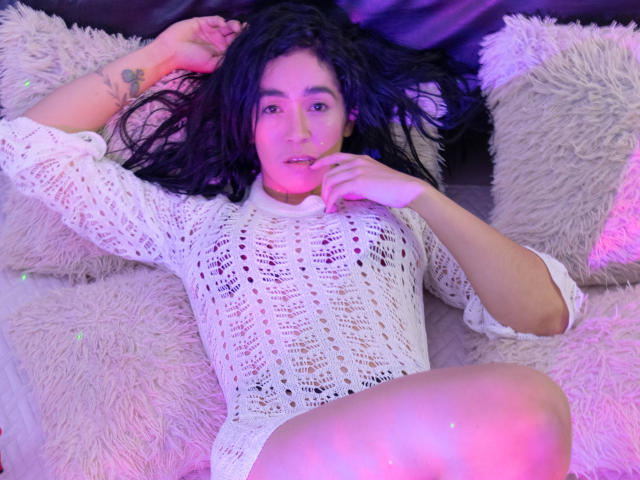 NicoColeman - Live Sex Cam - 21689433