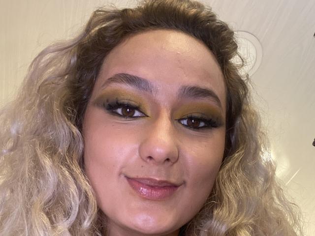 FloraSaenz - Live sex cam - 21694889