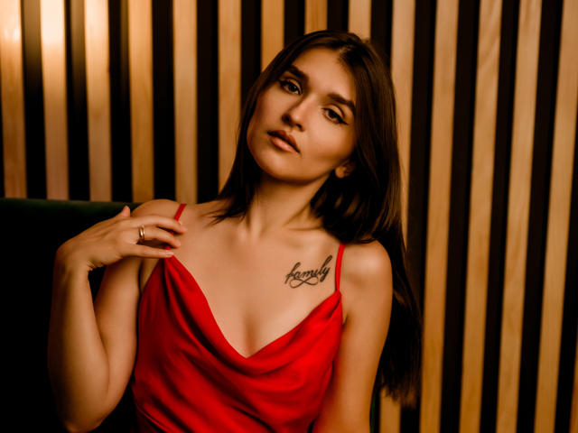 KylieBlackmoon - Live sex cam - 21695337