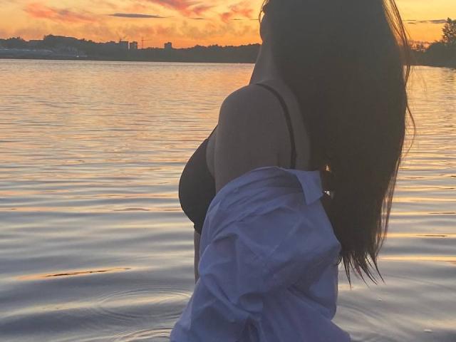 UniverseRonald - Live sexe cam - 21703701