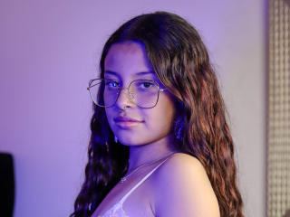 EmilyDarks - Live Sex Cam - 21704693