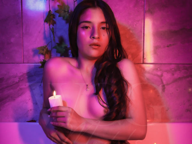 EmiSun - Live sex cam - 21709089