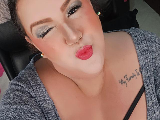 GiannaMorrys - Live sex cam - 21710237