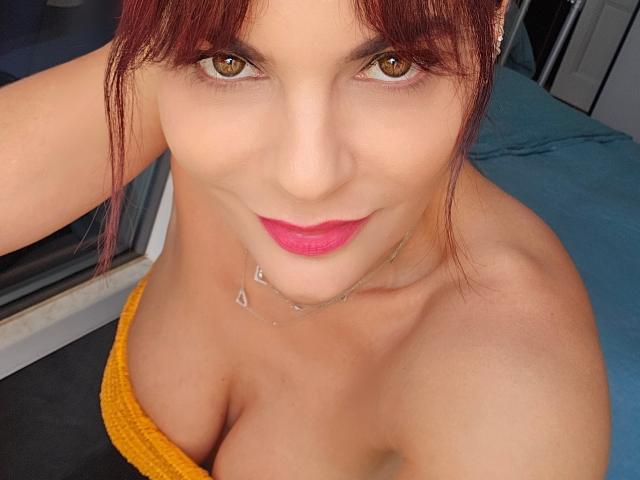 JuneLaFrenchie - Sexe cam en vivo - 21711009