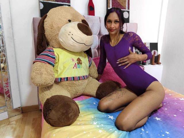 ShantallReid - Live sex cam - 21711673