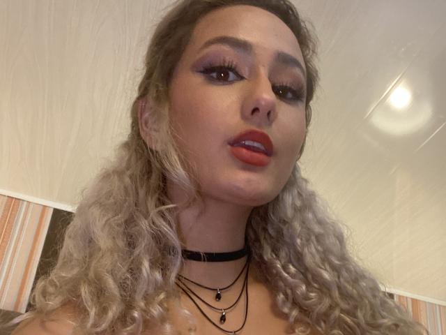 FloraSaenz - Live porn &amp; sex cam - 21712281