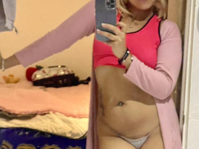 TarahDustin - Live porno og sexkamera - 21713653