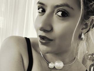 ValeriaHunter69 - Live sex cam - 21721025