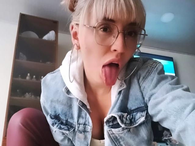 SaraleePoison - Sexe cam en vivo - 21726917