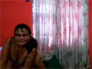 BigaSexyHot - Chat cam hard with a latin american MILF 