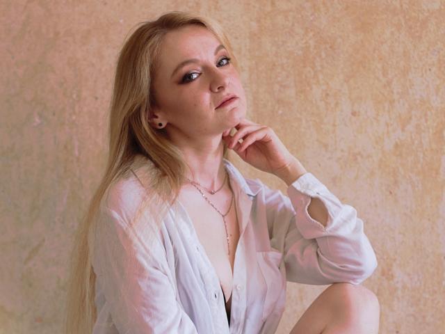 AlmaFlowers - Live sex cam - 21730817