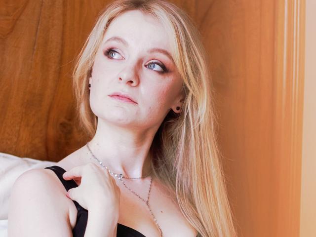 AlmaFlowers - Live porn &amp; sex cam - 21730861