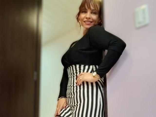 MilenaHott69 - Live sex cam - 21732429