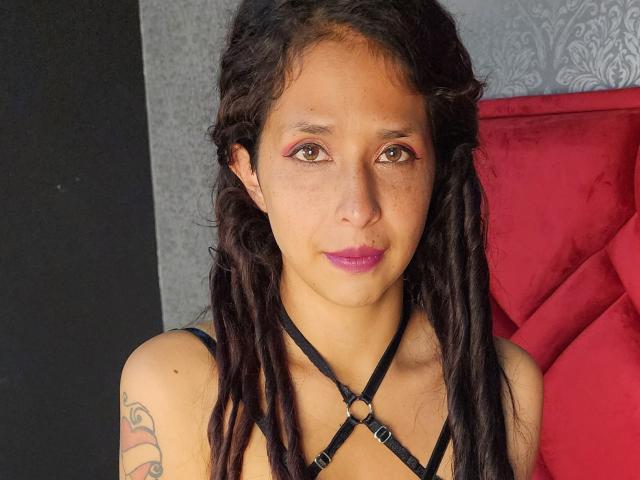 JadeBlacker - Live sex cam - 21733745