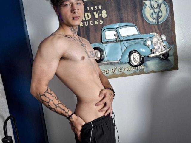 HawkiInsx - Sexe cam en vivo - 21737053