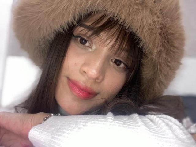 MelodySwet - Live sex cam - 21738289