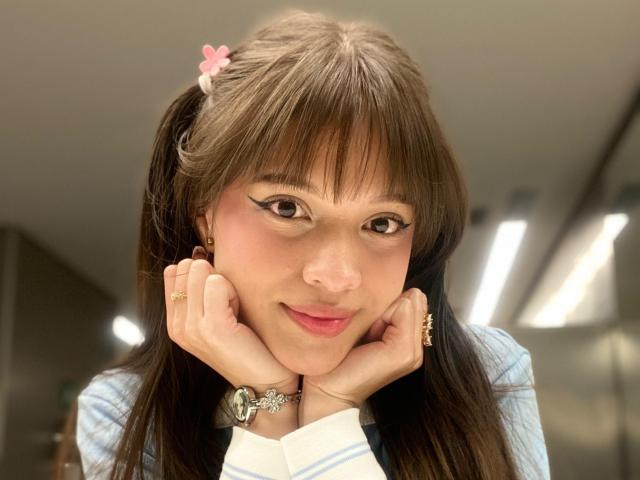 MelodySwet - Live sex cam - 21738369