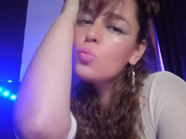 AmandaHotL - Live sex cam - 21741105