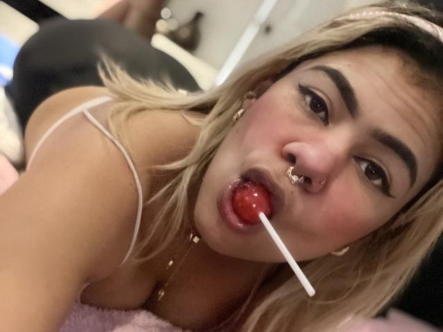 TarahDustin - Live porn &amp; sex cam - 21745625