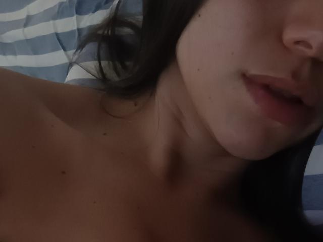 MiaReed - Live sex cam - 21748457
