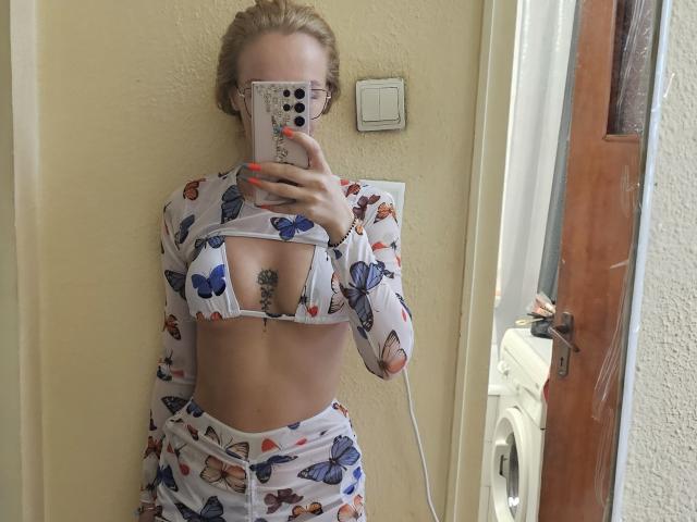 LoreenBlanc - Live porn &amp; sex cam - 21748545