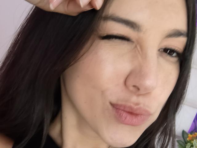 MiaReed - Live Sex Cam - 21748649