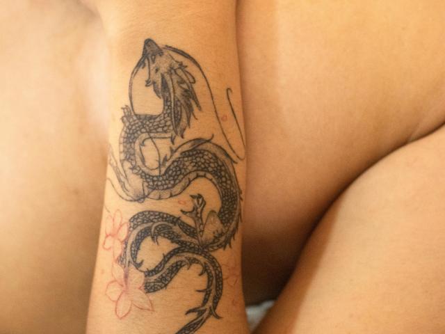 IrissRouse - Live sex cam - 21750957