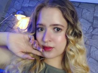 EmilyKane - Sexe cam en vivo - 21754613