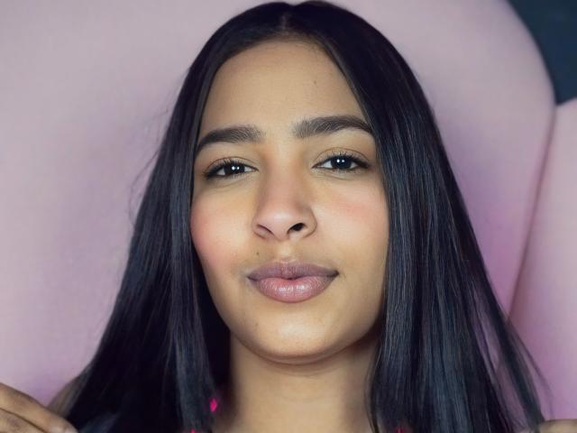 GeraldineArias - Live sexe cam - 21754801
