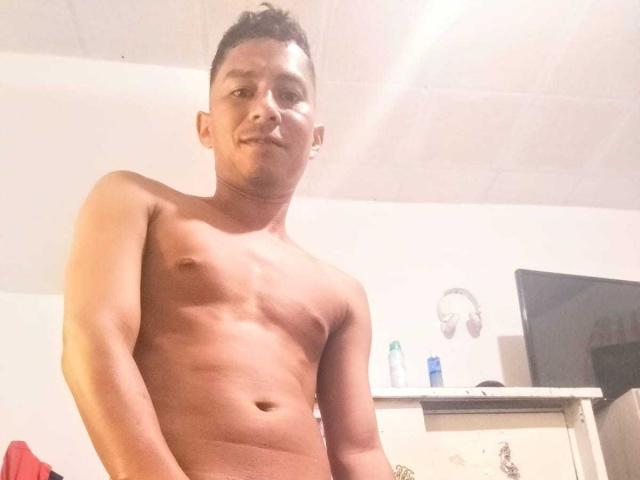 RinAlzate - Live Sex Cam - 21755505